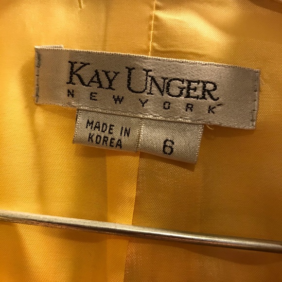 Suits - Picture 2 of 15